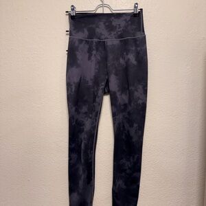 Women's Gray Tie-Dye Leggings